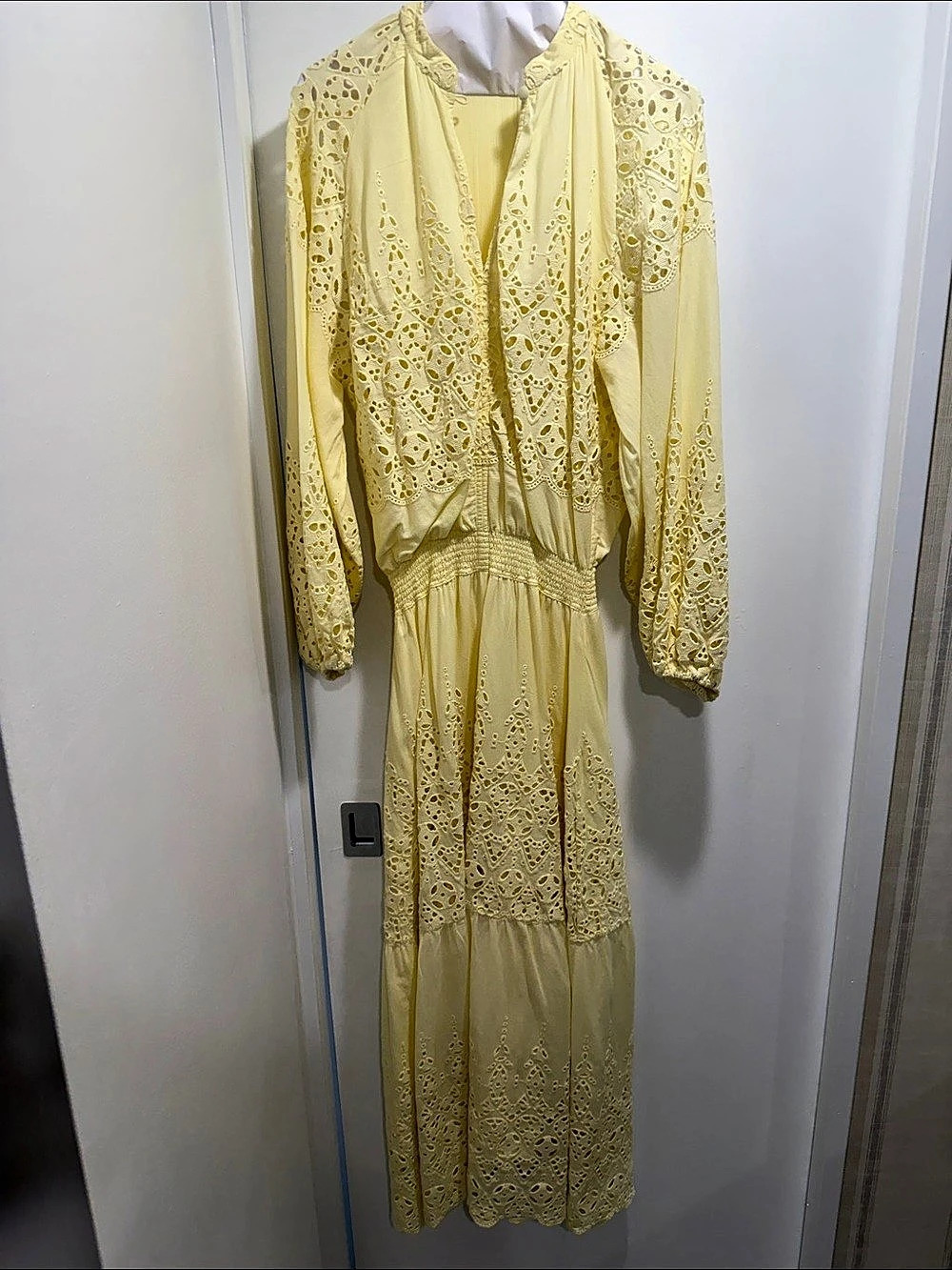 Stardust eyelet Lace Maxi Dress in Yellow Size XS Like New